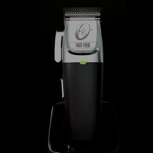 Load image into Gallery viewer, Oster Cordless Fast Feed Clipper black and silver